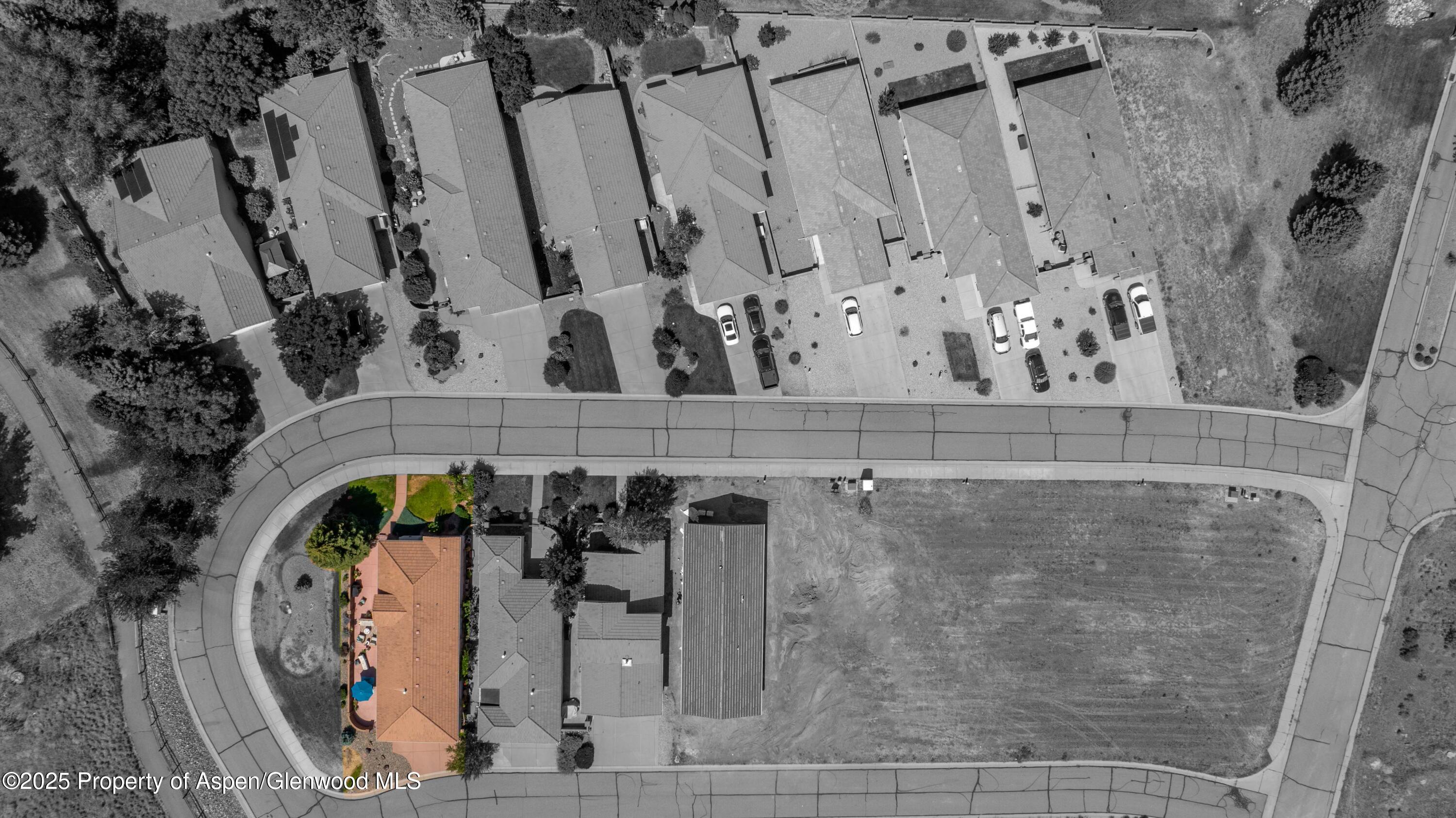 74 Hogan Circle Parachute, CO 81635 - Photo 24 of 26 a view of wooden floor in livingroom