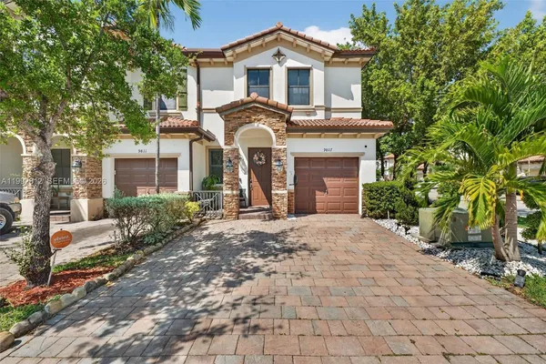 $659,000 | 9807 Northwest 88th Terrace, Doral, FL 33178