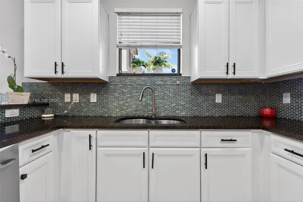 $659,000 | 9807 Northwest 88th Terrace, Doral, FL 33178