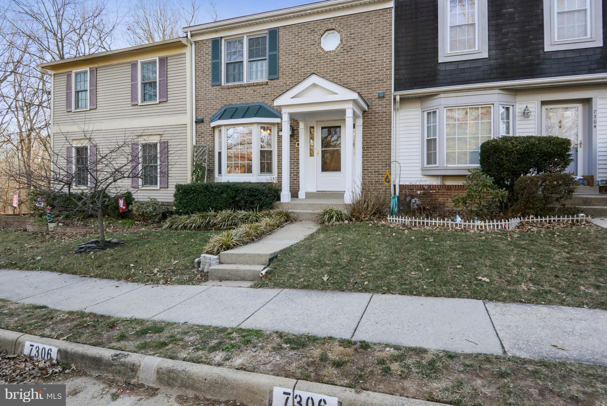 7306 Spring View Court Springfield, VA 22153 - Photo 2 of 30 Exterior (Front)