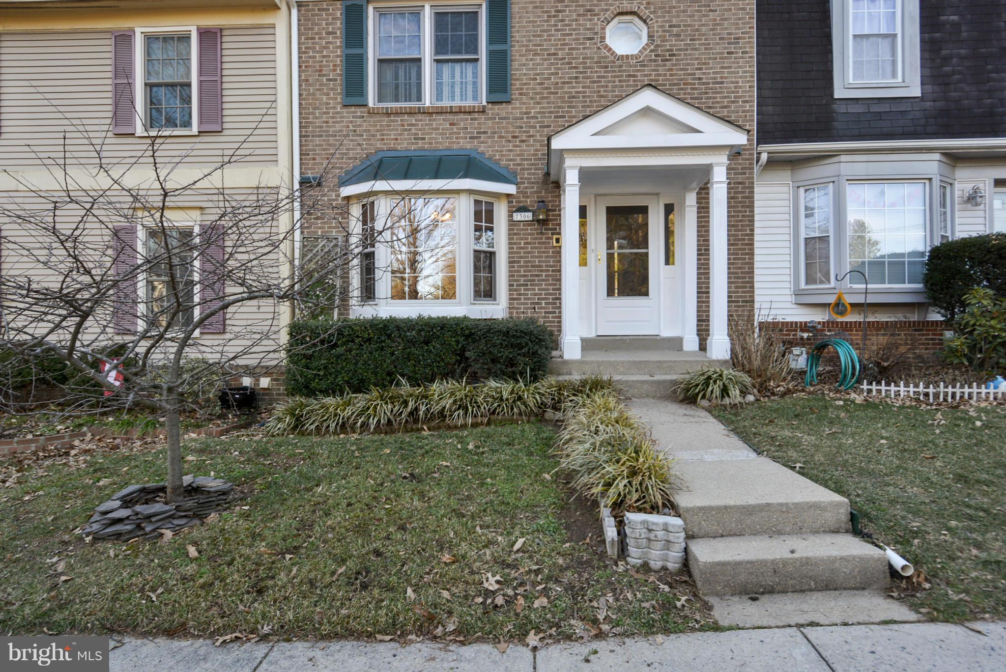 7306 Spring View Court Springfield, VA 22153 - Photo 3 of 30 Exterior (Front)