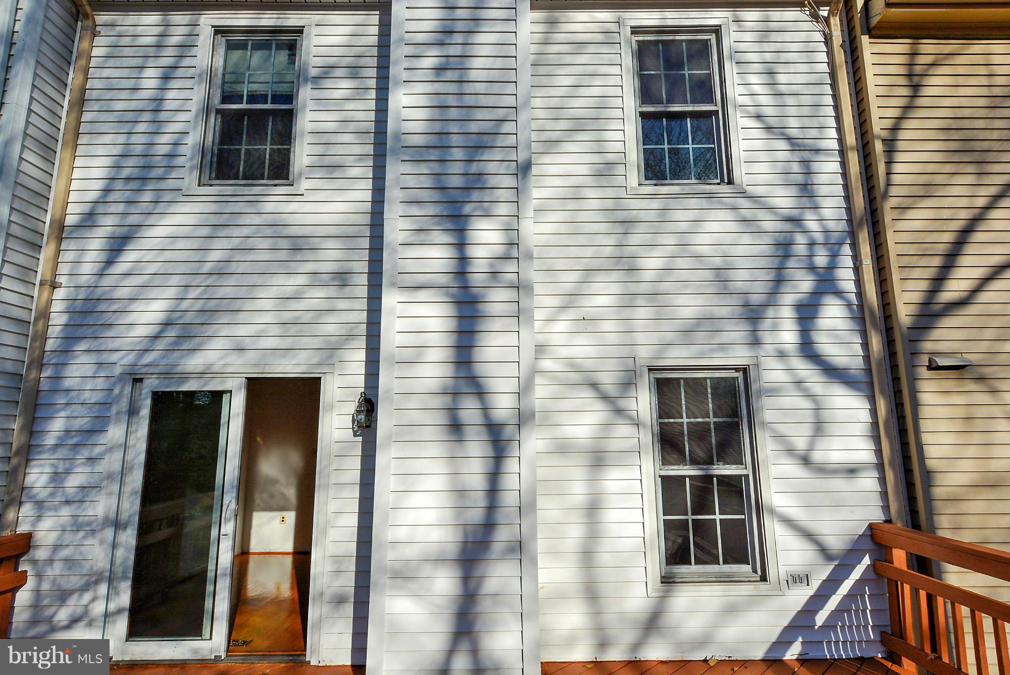 7306 Spring View Court Springfield, VA 22153 - Photo 24 of 30 Exterior (Rear)