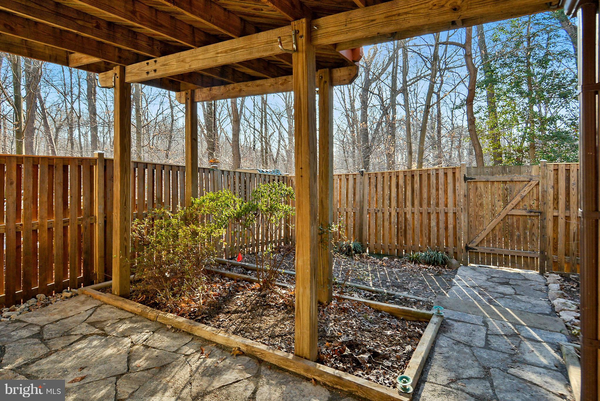 7306 Spring View Court Springfield, VA 22153 - Photo 28 of 30 Exterior (Rear)