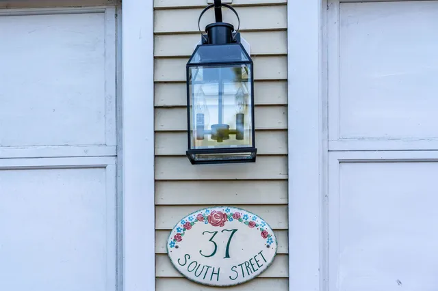 $785,000 | 37 South Street, Woodstock, VT 05091