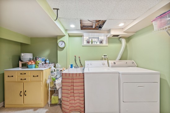 1220 South Fairview Avenue Park Ridge, IL 60068 - Photo 14 of 19 a utility room with dryer and washer