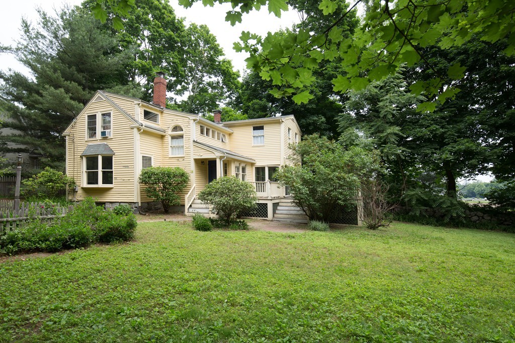 48 Pleasant Street Lexington, MA 02421 - Photo 1 of 12 Gallery Image 1
