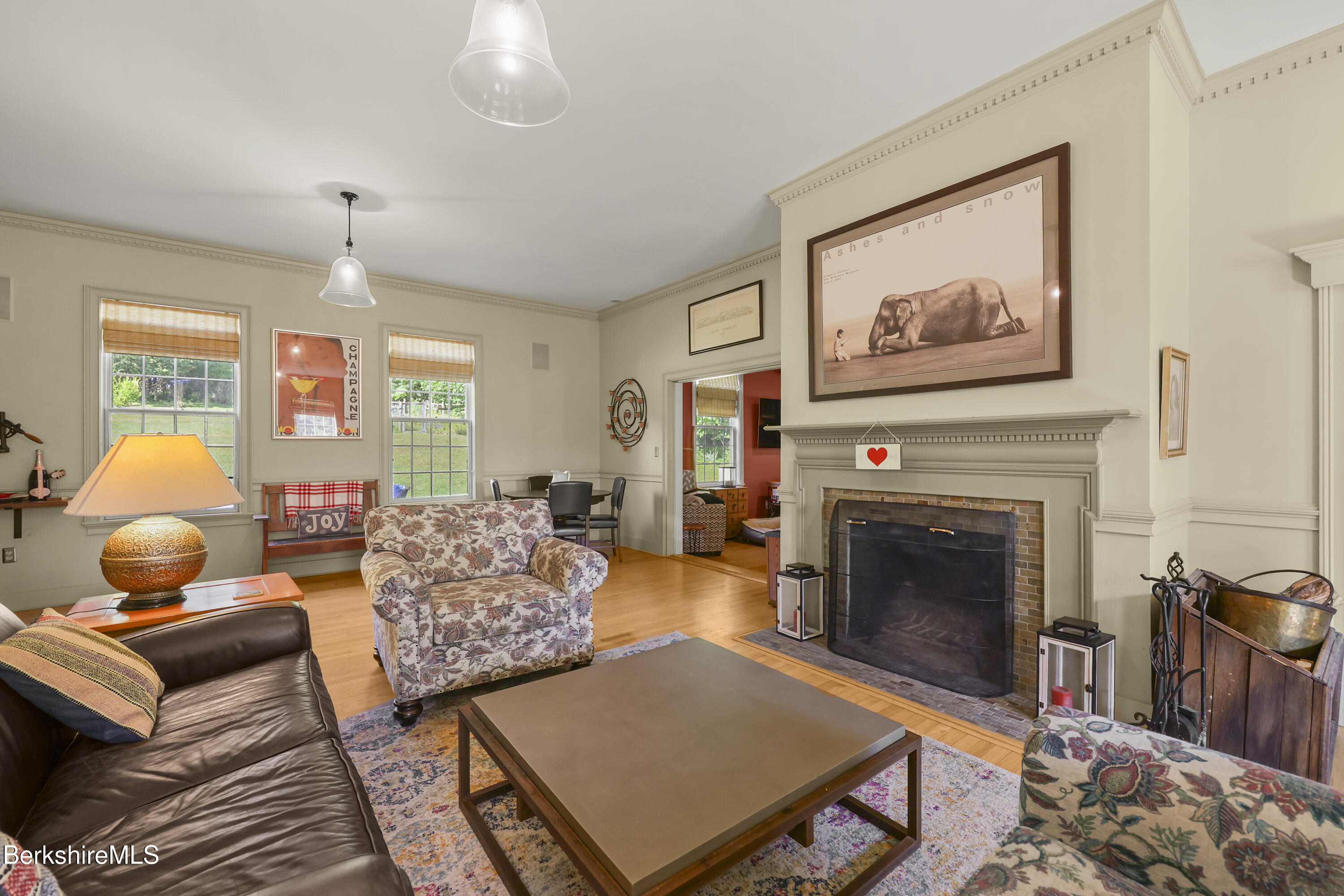 153 Gale Road Williamstown, MA 01267 - Photo 27 of 76 140 Living Room