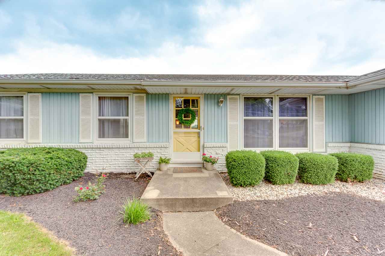 11617 Trentman Road Fort Wayne, IN 46816 - Photo 2 of 31