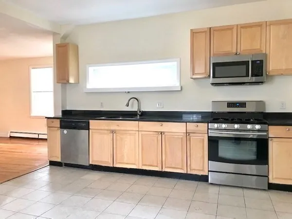 $3,800 | 22 Marcella Street, Unit 2, Boston, MA 02119
