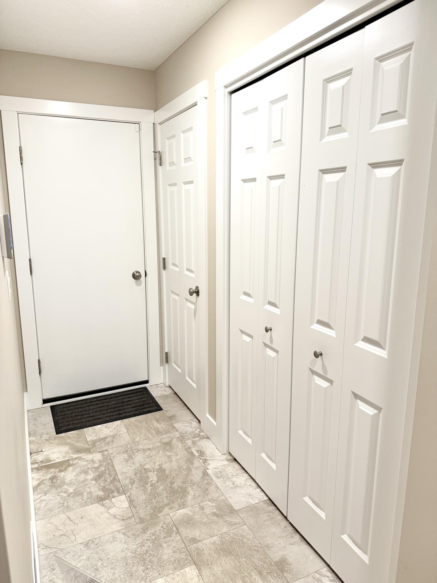 2590 Eagle Ridge Muskegon, MI 49444 - Photo 15 of 31 IMG_3688