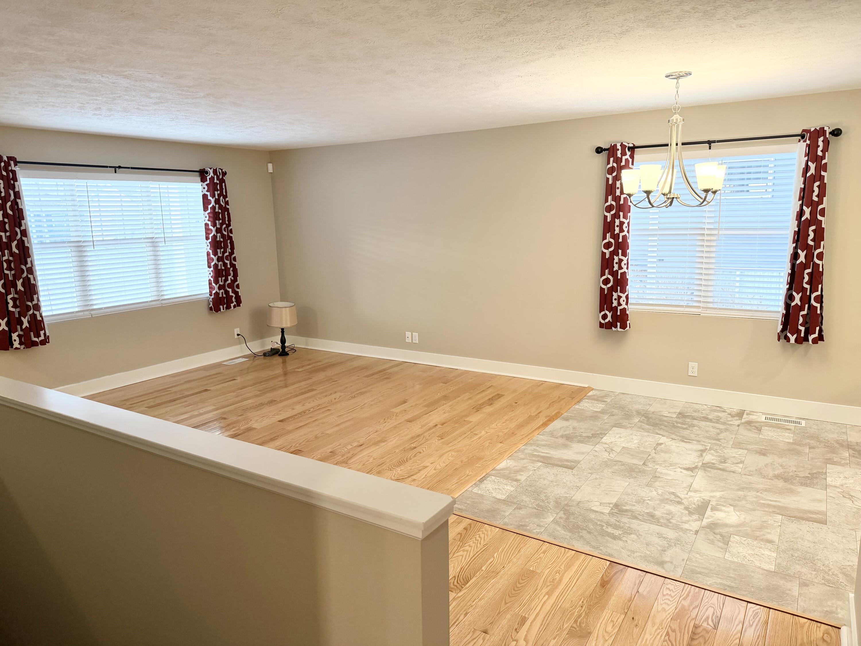 2590 Eagle Ridge Muskegon, MI 49444 - Photo 7 of 31 IMG_3647