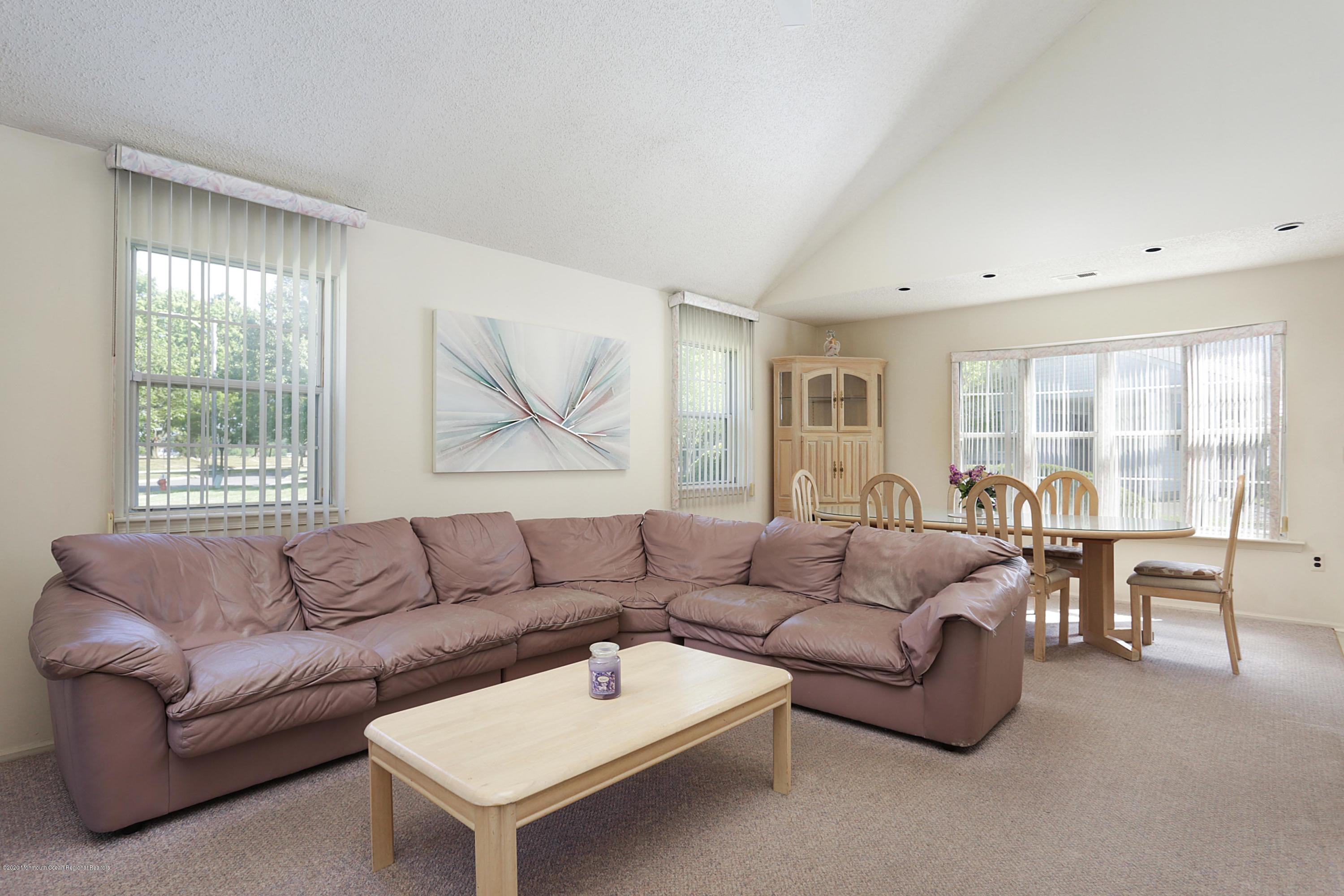 4 Carnaby Close Freehold, NJ 07728 - Photo 6 of 25 IMG_0446