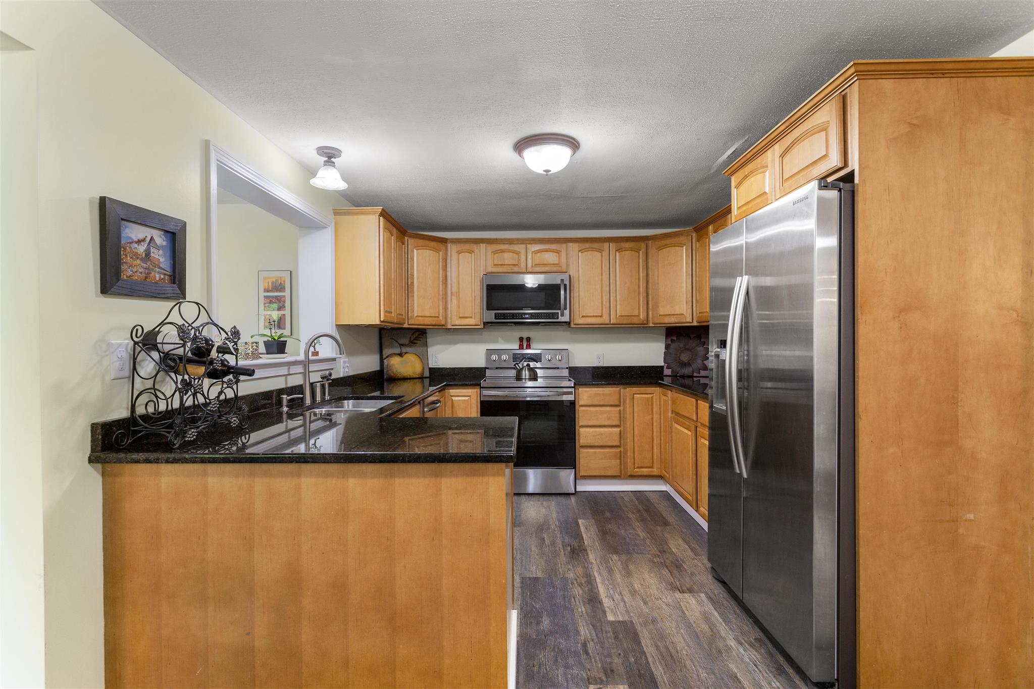 49 Grey Rock Road Bedford, NH 03110 - Photo 15 of 34 Gallery Image 15
