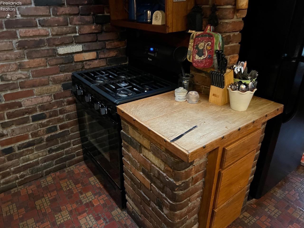 1045 South Bloom Road Fremont, OH 43420 - Photo 22 of 50 Gallery Image 22