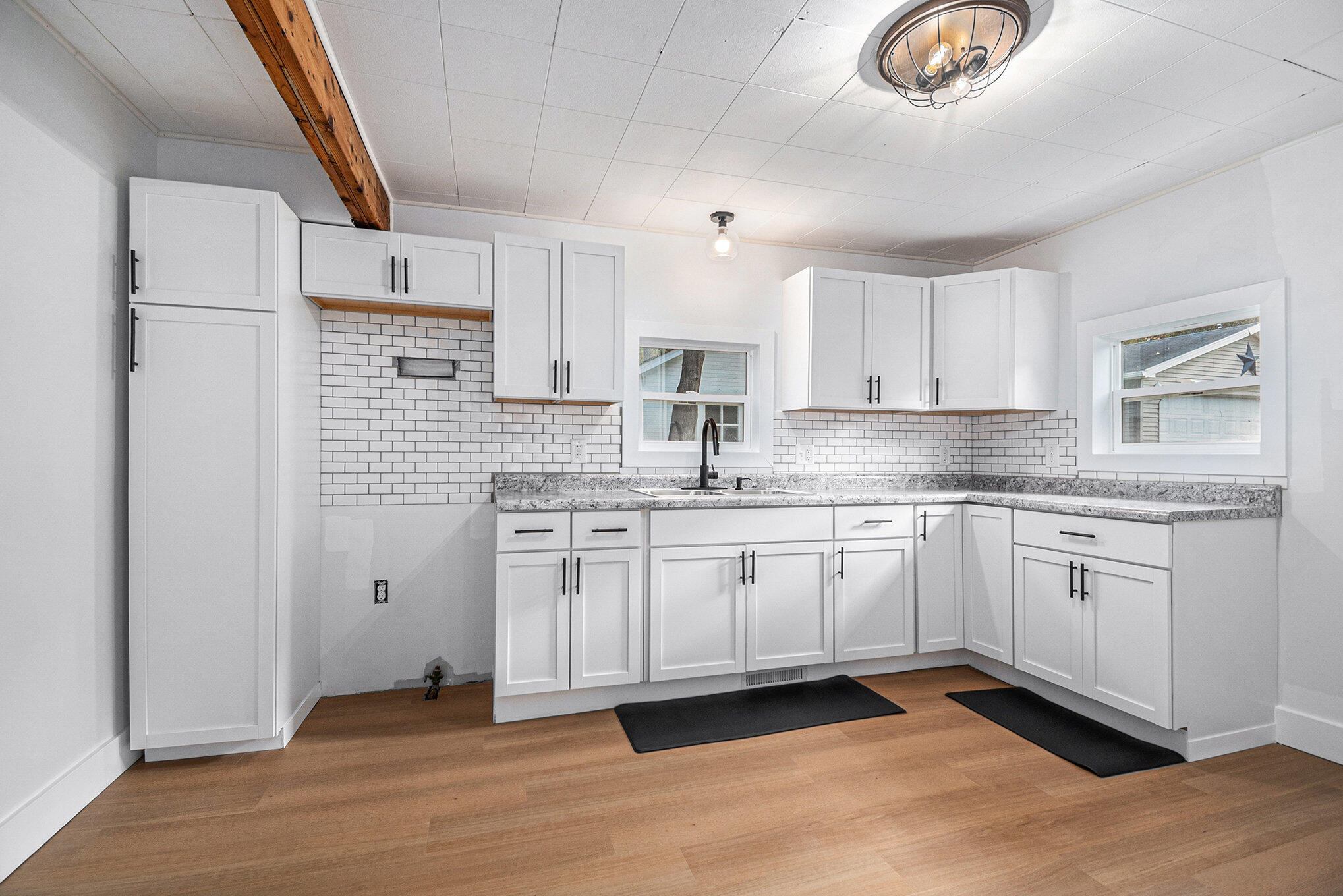 558 Cyrus Street Ionia, MI 48846 - Photo 9 of 19 006_file_724