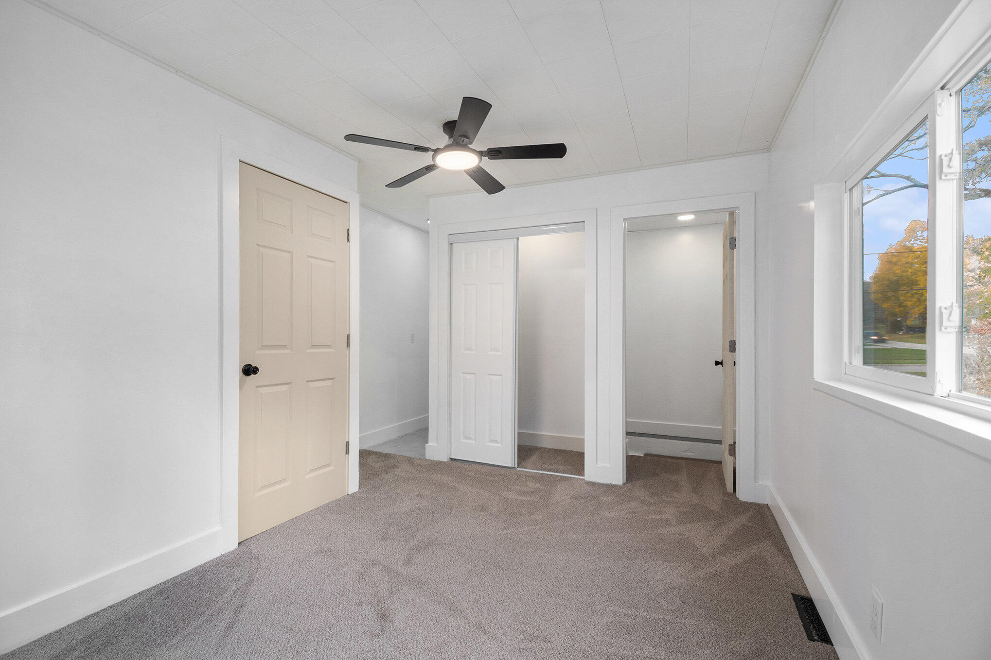 558 Cyrus Street Ionia, MI 48846 - Photo 10 of 19 007_file_331