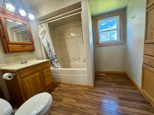 $178,000 | 521 Clinton Street, Green Bay, WI 54303