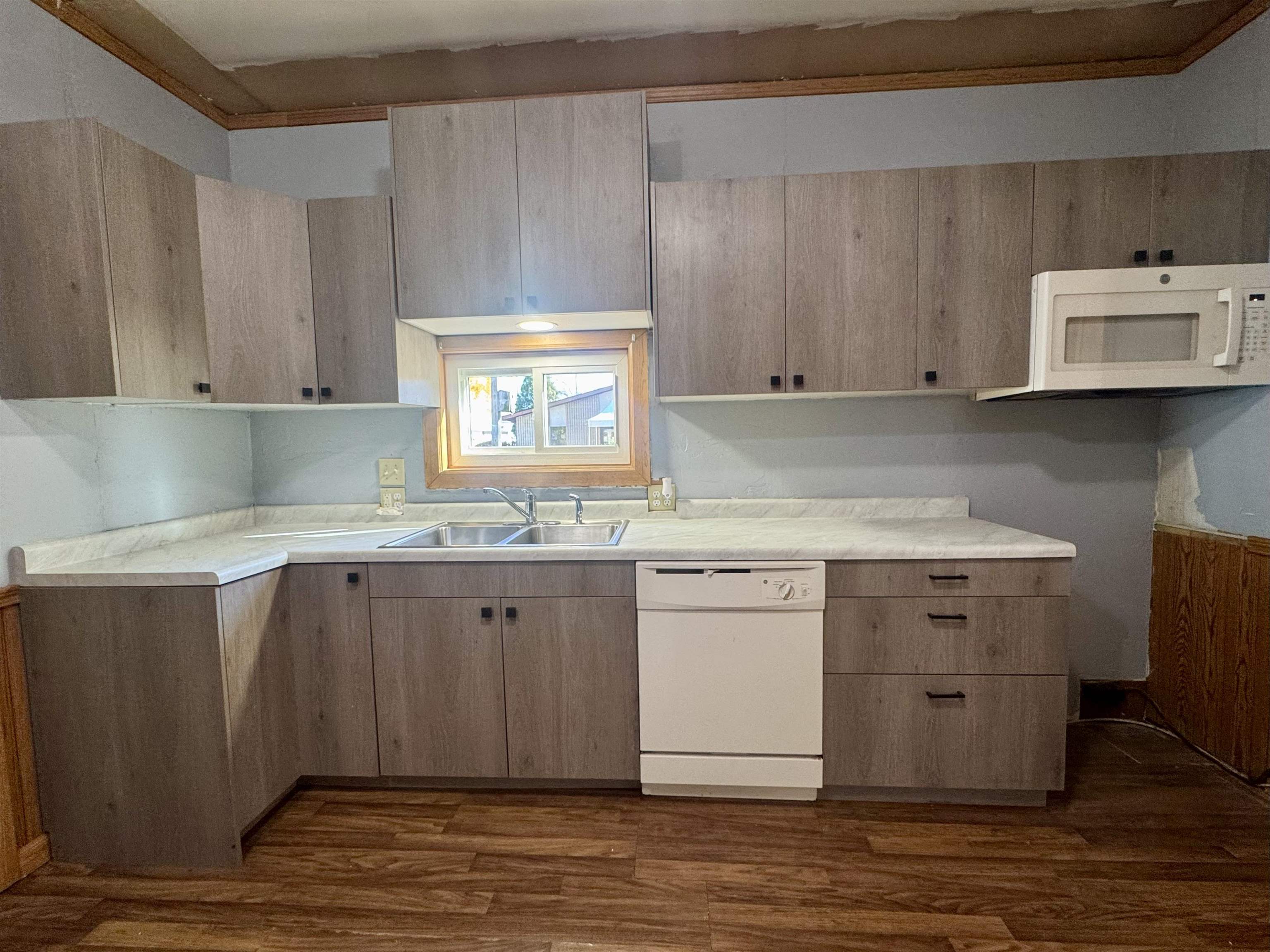 521 Clinton Street Green Bay, WI 54303 - Photo 15 of 26