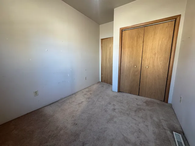 $178,000 | 521 Clinton Street, Green Bay, WI 54303