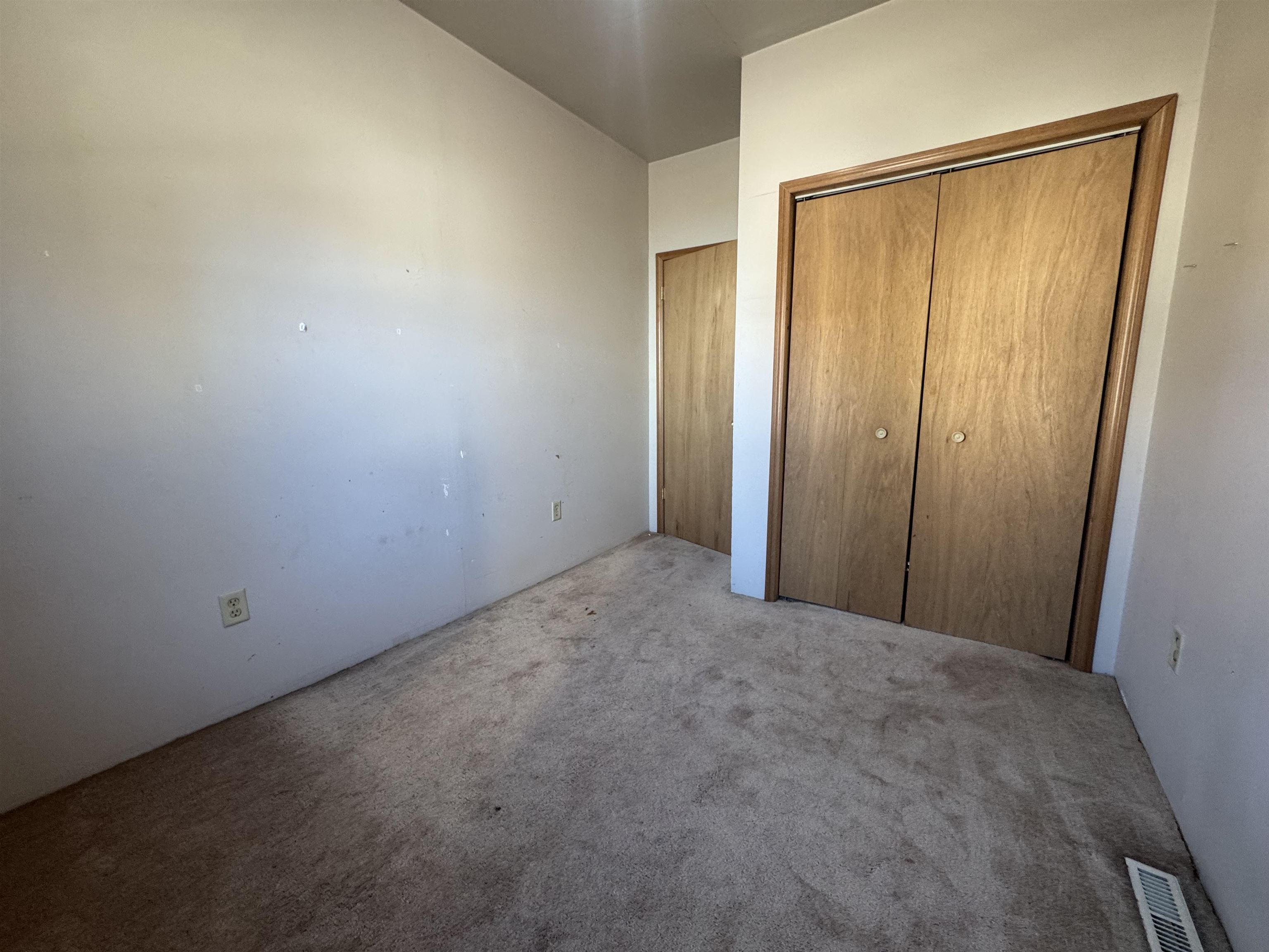 521 Clinton Street Green Bay, WI 54303 - Photo 24 of 26