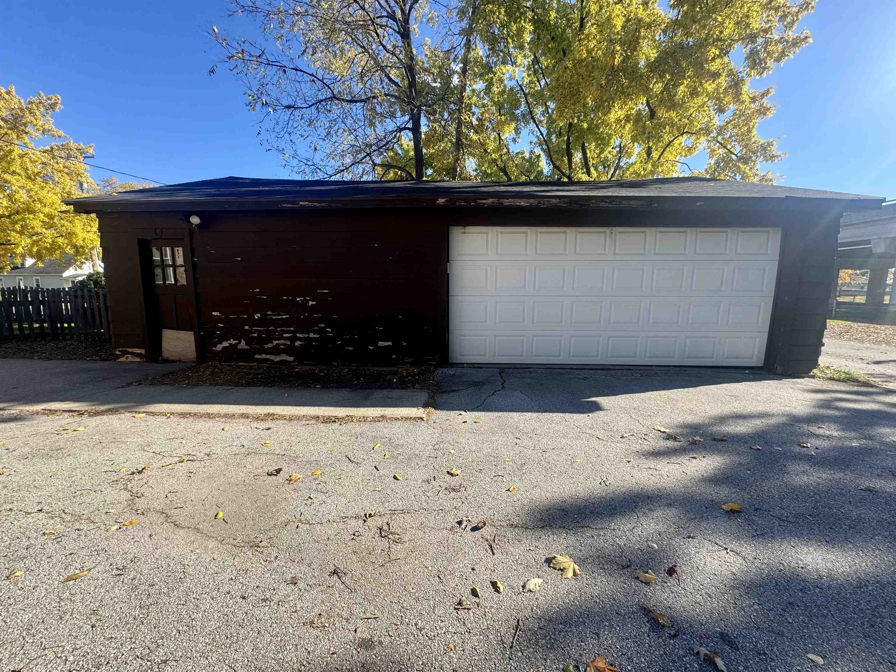 521 Clinton Street Green Bay, WI 54303 - Photo 6 of 26