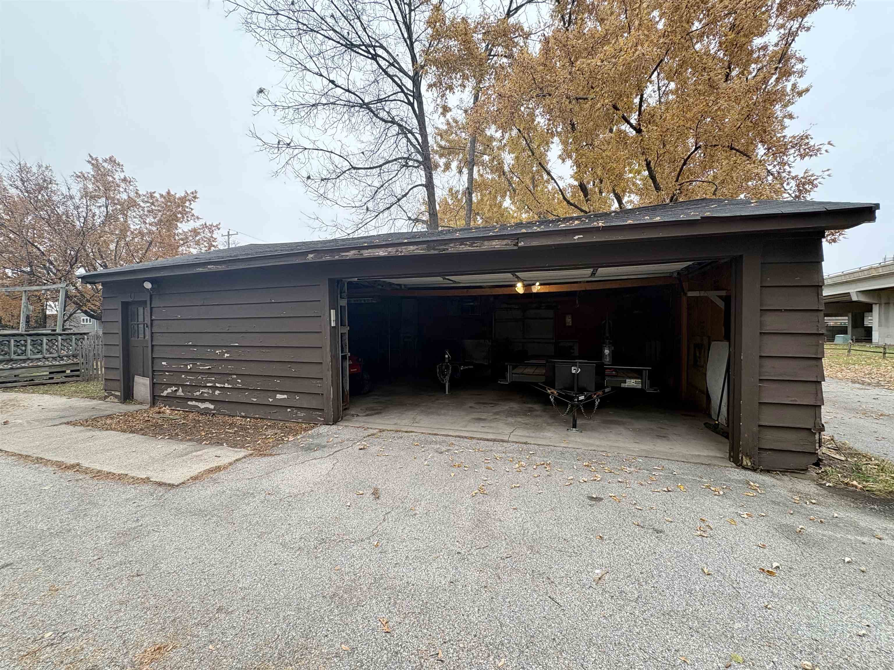 521 Clinton Street Green Bay, WI 54303 - Photo 7 of 26