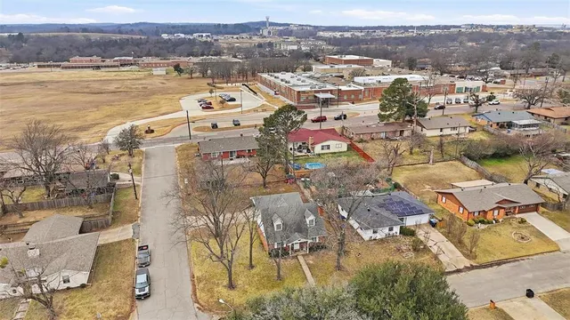 $220,000 | 231 Ross Avenue, Denison, TX 75020