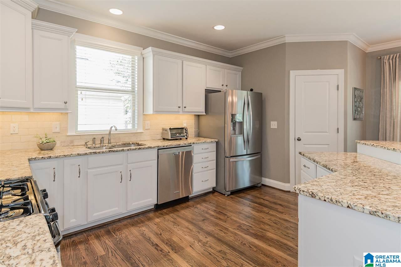 257 Shades Crest Road Birmingham, AL 35226 - Photo 14 of 39