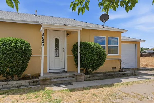 $249,500 | Undisclosed Address, Bakersfield, CA 93306