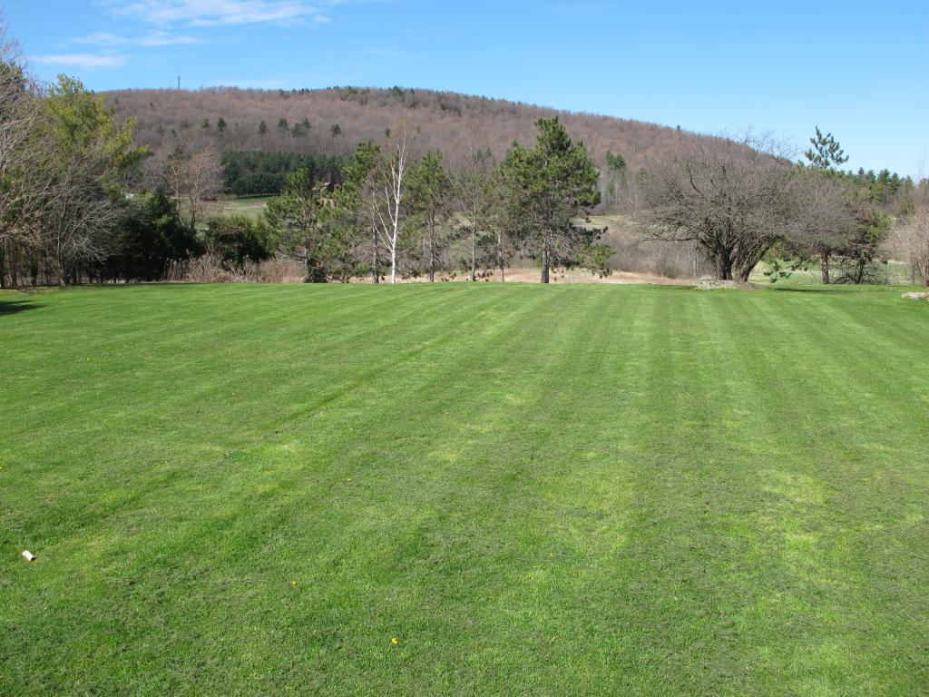 5048 St George Road Williston, VT 05495 - Photo 4 of 26