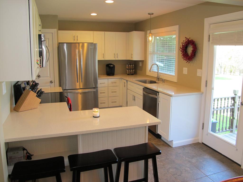 5048 St George Road Williston, VT 05495 - Photo 6 of 26