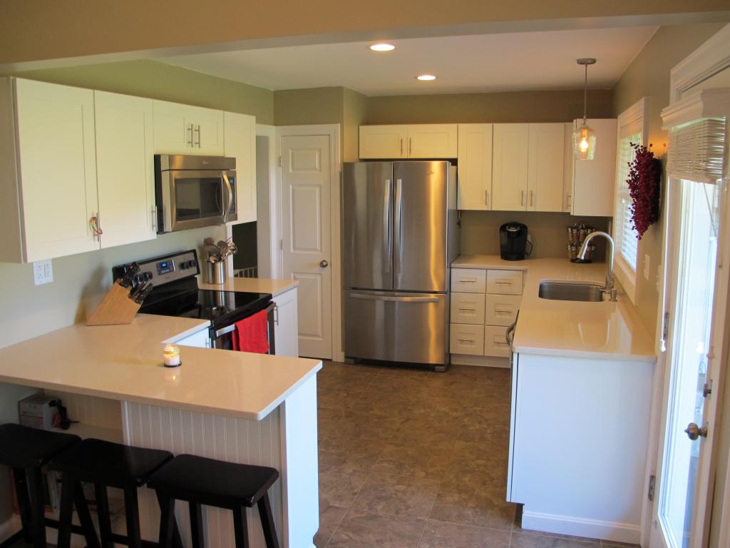 5048 St George Road Williston, VT 05495 - Photo 7 of 26