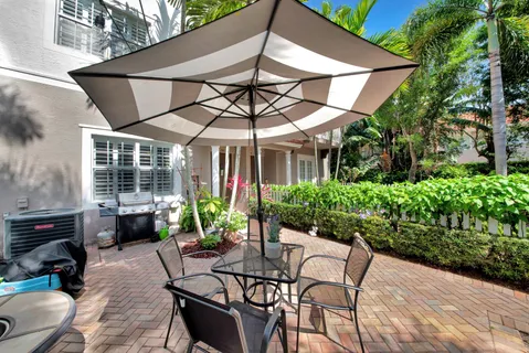 $499,900 | 126 Ocean Cay Way, Unit 27, Hypoluxo, FL 33462