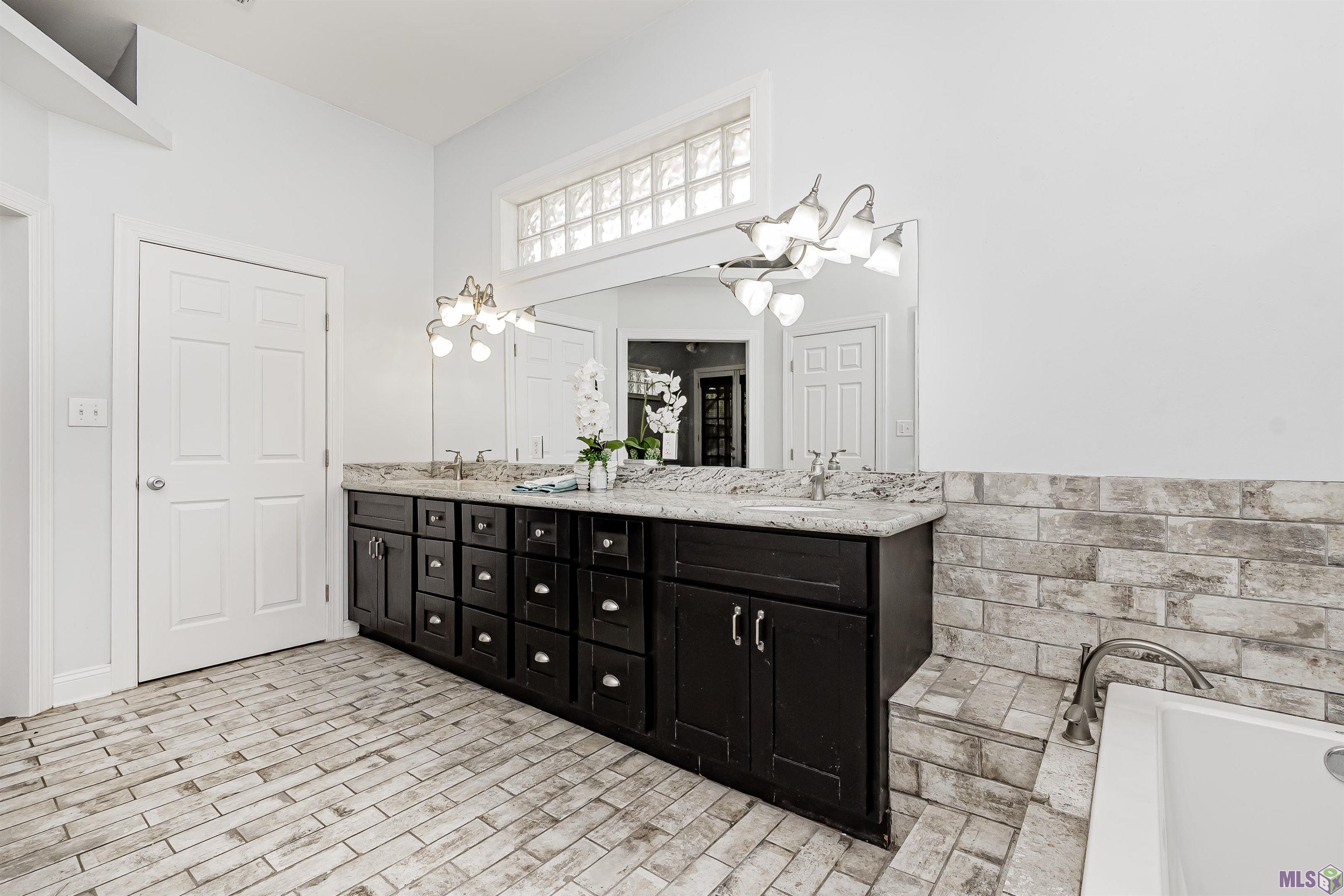 43480 Weber City Road Gonzales, LA 70737 - Photo 20 of 45