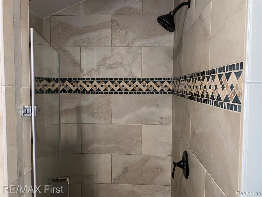 2851 Harrington Road Rochester Hills, MI 48307 - Photo 25 of 44