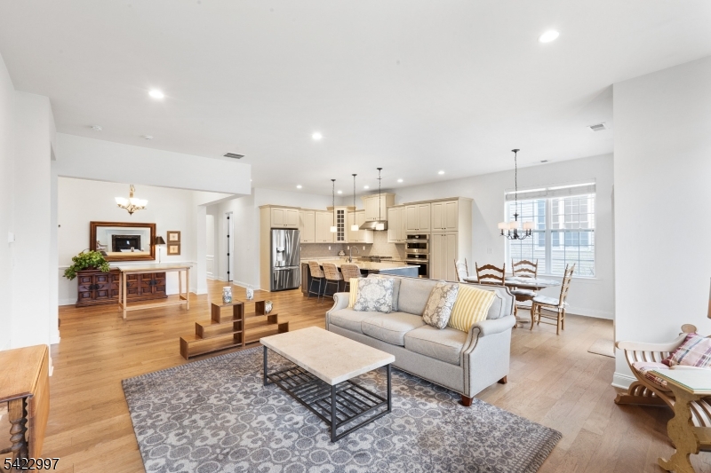 56 Drake Way Flanders, NJ 07836 - Photo 11 of 28