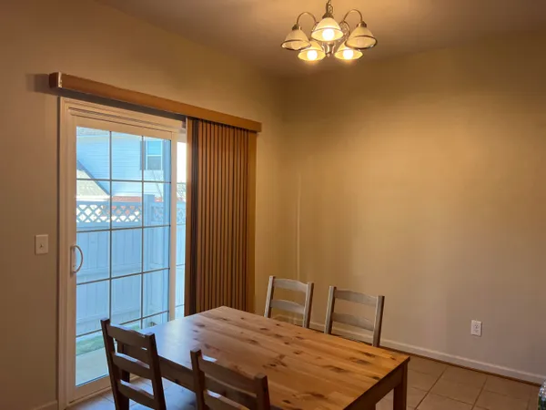 $1,950 | 1402 Riversedge Drive, Unit 54, Saline, MI 48176