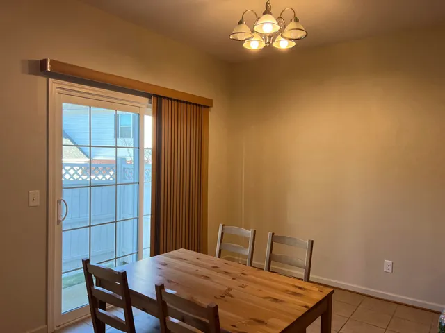 $2,150 | 1402 Riversedge Drive, Unit 54, Saline, MI 48176