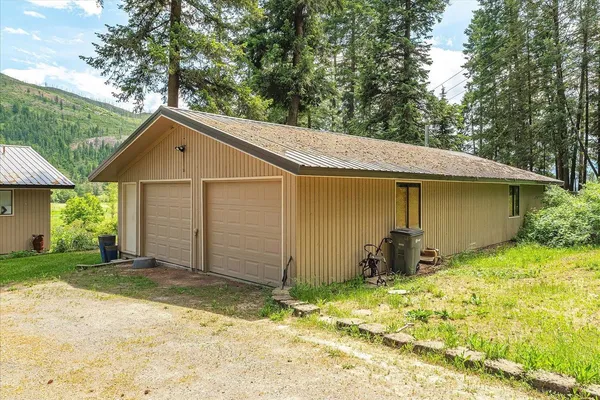 $825,000 | 512 Williams Lake Road, Colville, WA 99114