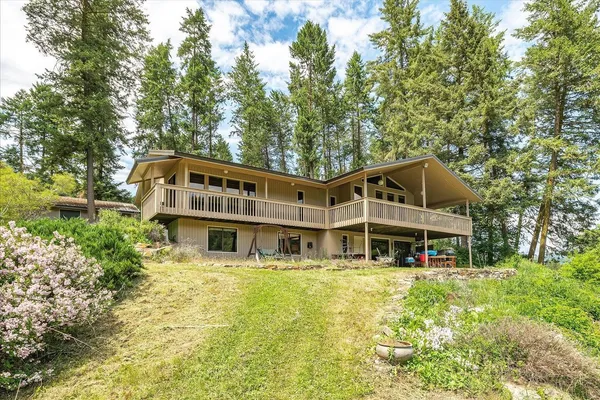 $825,000 | 512 Williams Lake Road, Colville, WA 99114