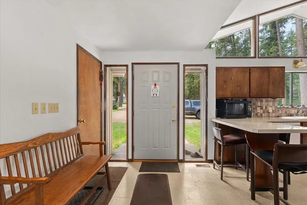 $825,000 | 512 Williams Lake Road, Colville, WA 99114
