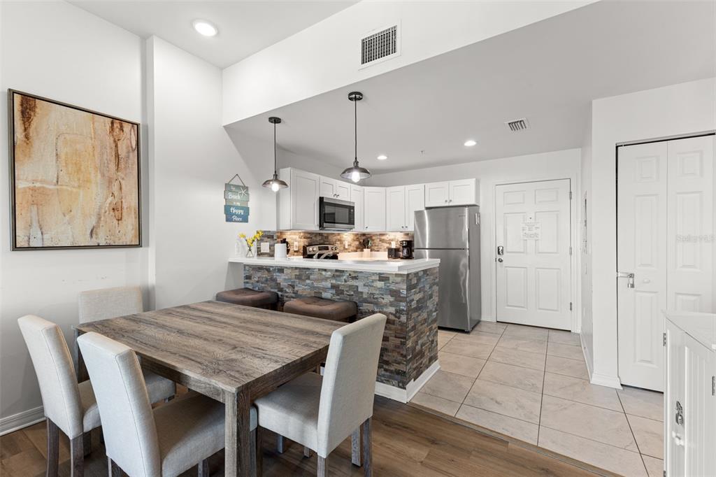 13101 Gulf Lane, Unit 1605 St. Petersburg, FL 33708 - Photo 12 of 37