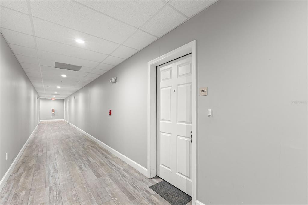 13101 Gulf Lane, Unit 1605 St. Petersburg, FL 33708 - Photo 5 of 37