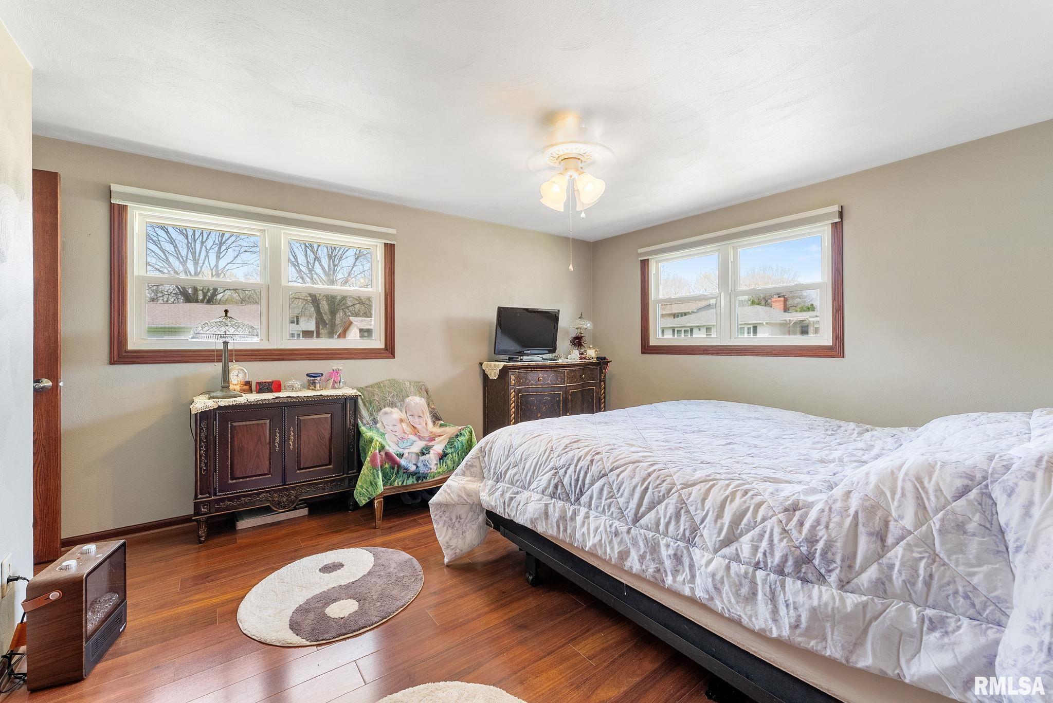 3802 Friendship Farm Road Coal Valley, IL 61240 - Photo 11 of 18 Gallery Image 11