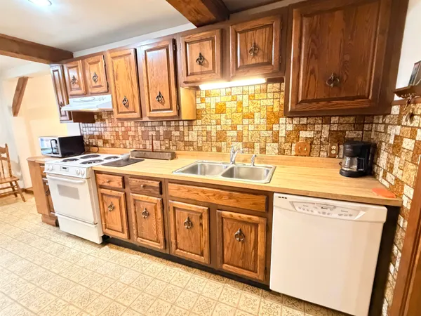 $450,000 | 9 Rogers Street, Walpole, NH 03608