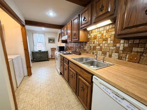 $450,000 | 9 Rogers Street, Walpole, NH 03608