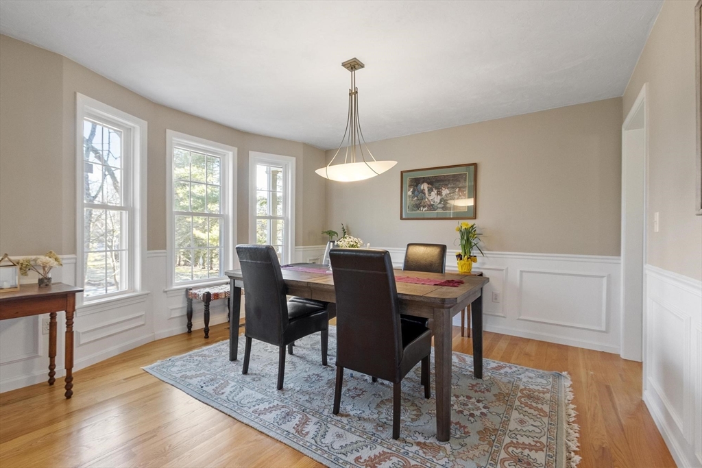 60 Redstone Hill Road Sterling, MA 01564 - Photo 16 of 41