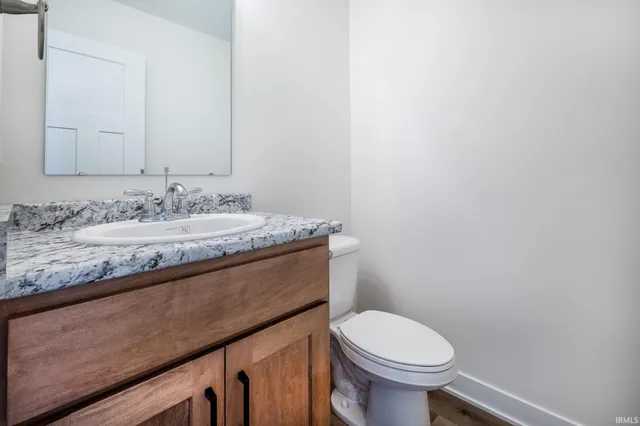 $389,900 | 5598 Broad Fields Cove, Fort Wayne, IN 46818