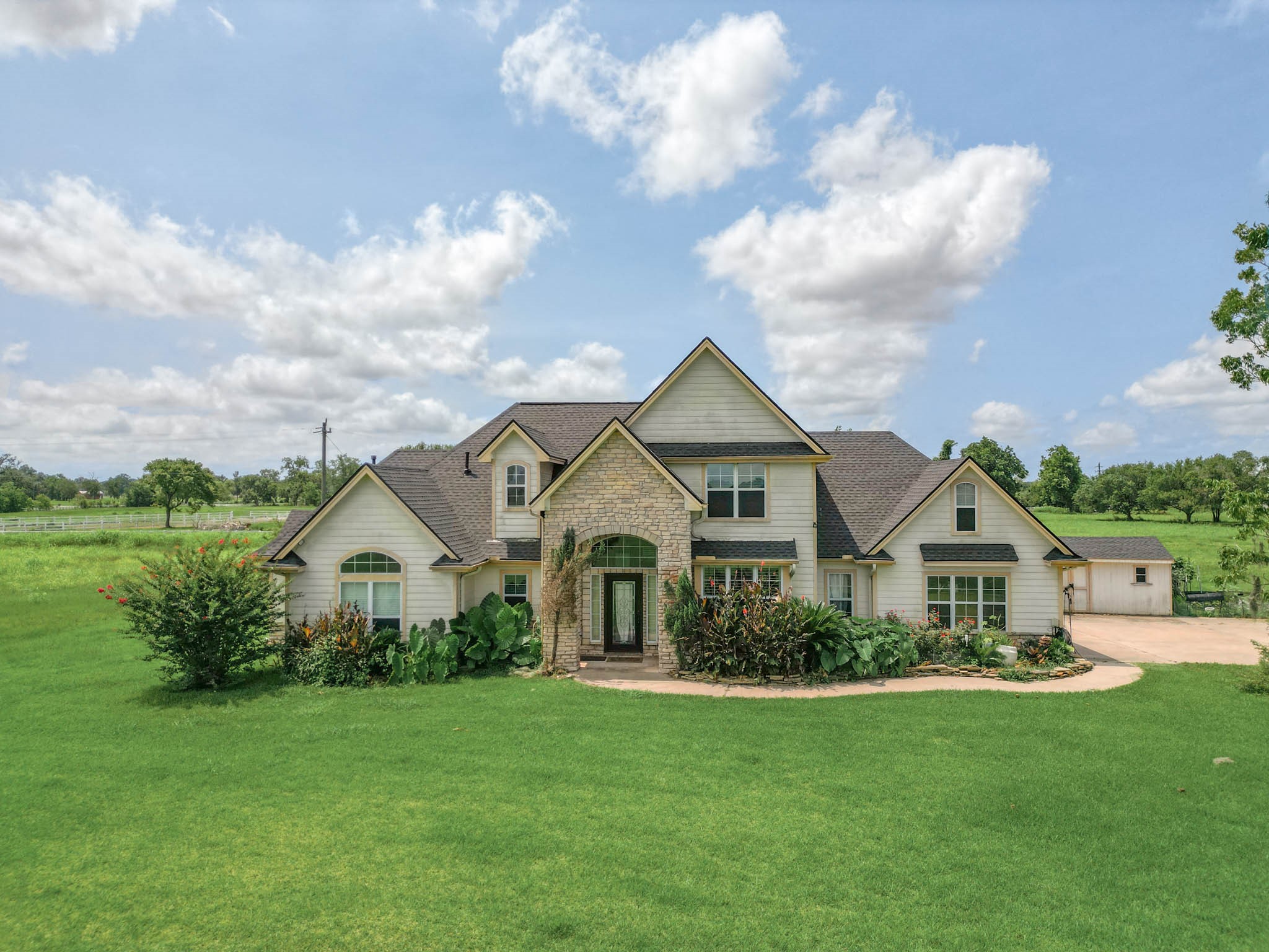 Welcome home to 3127 Tankersley Circle.