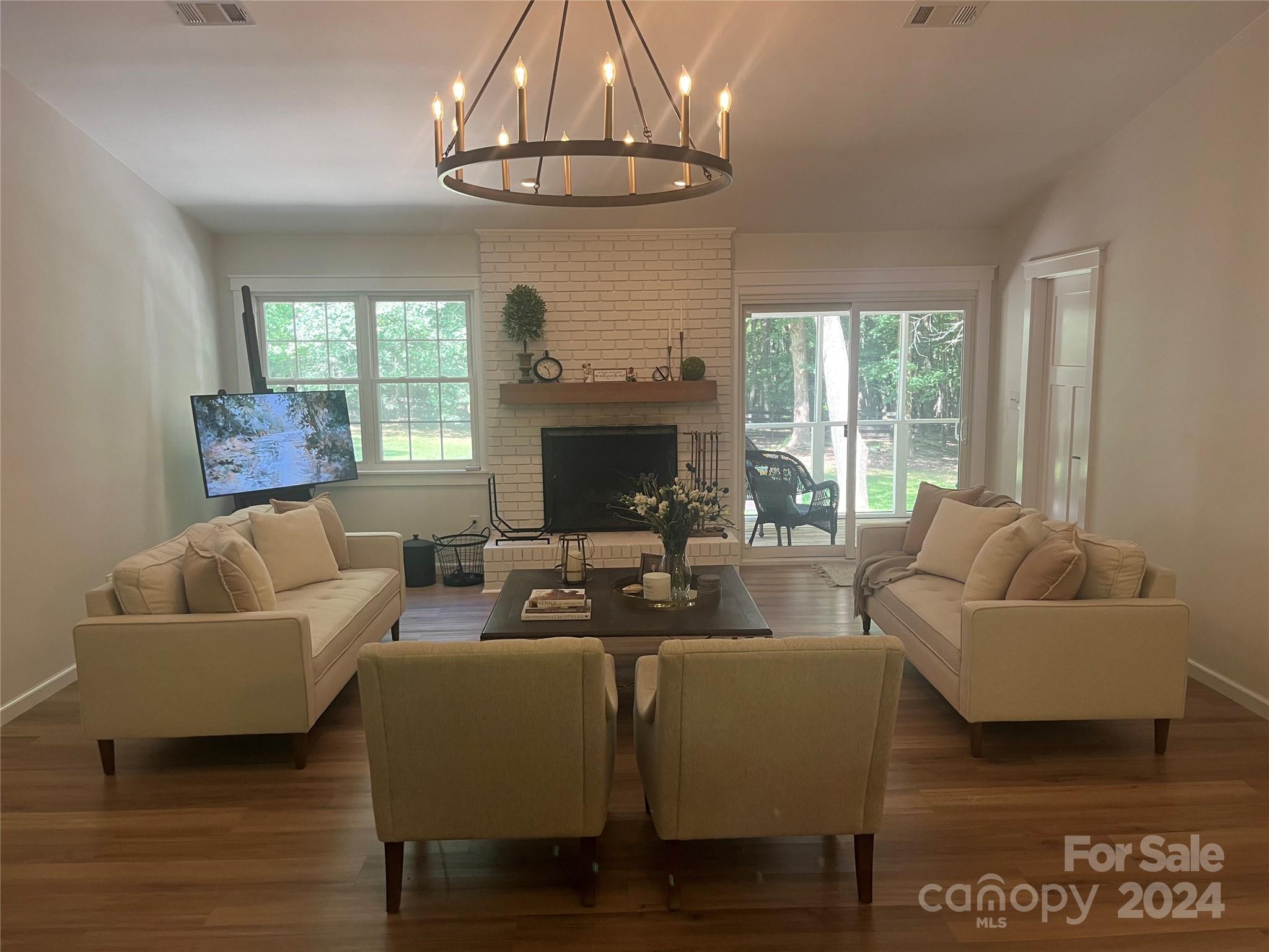 8008 Potter Road Matthews, NC 28104 - Photo 8 of 15 Gallery Image 8